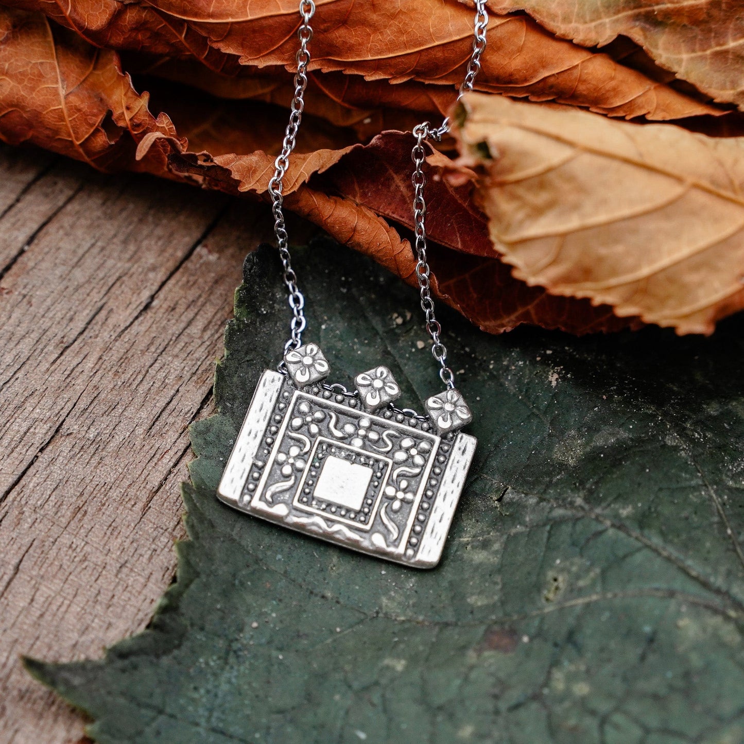 Necklaces Oldschool Era Necklace