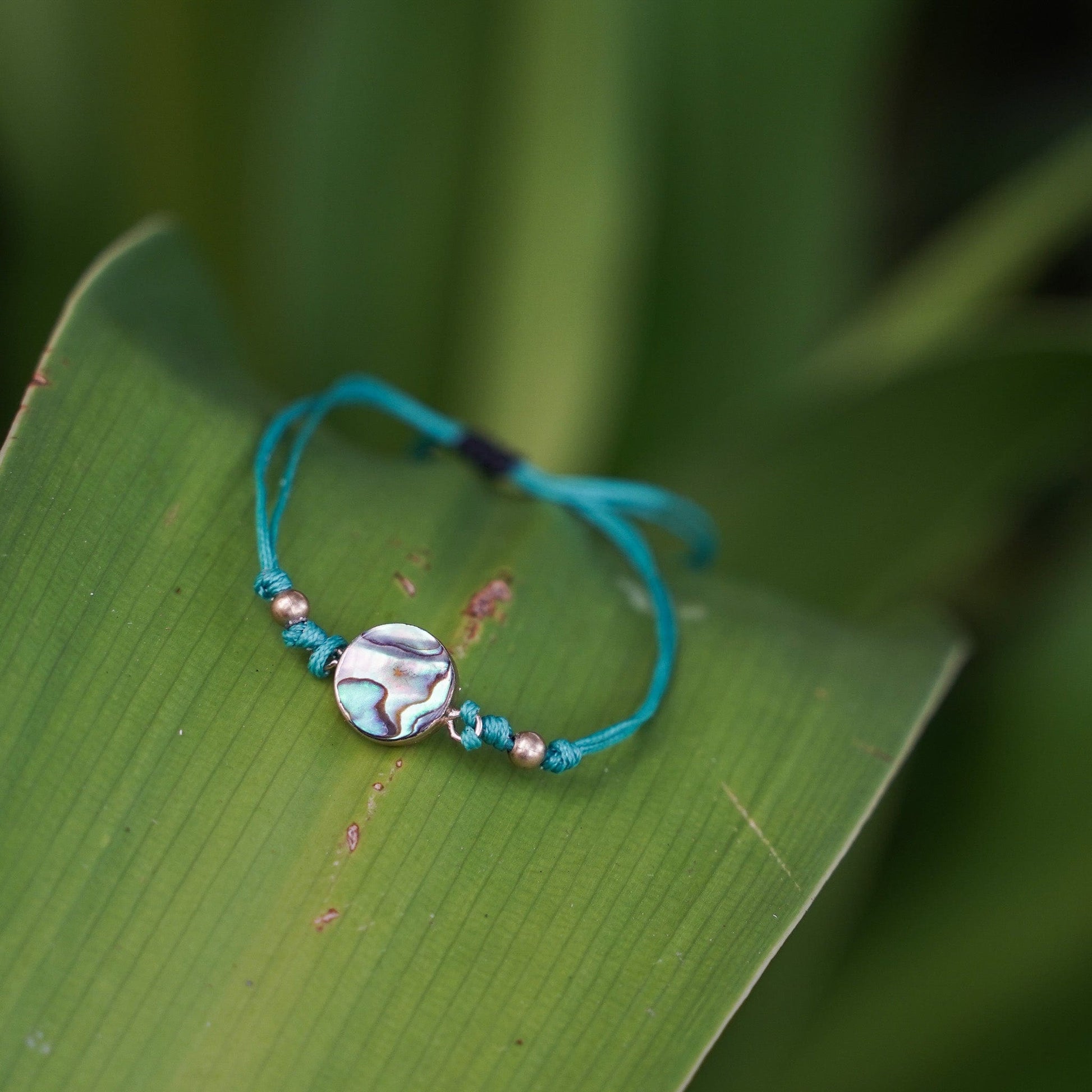 Bracelets Tropical Teal Mermaid's Thead Bracelet